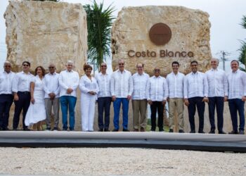 Presidente Abinader anuncia transformación integral de Boca Chica con inversión superior a RD$20 mil millones