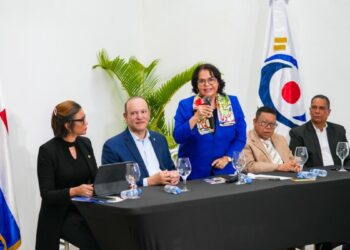 La CCRD impulsa la transparencia municipal a través del SICEEP en la región del Cibao