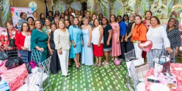 UNATOGA y Fundación Cambiando Vidas realizan emotivo reconocimiento a las madres dominicanas