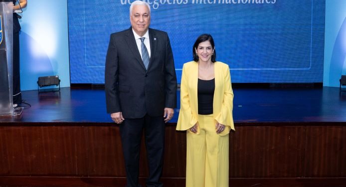 ProDominicana y Universidad APEC lanzan maestría en gestión estratégica de negocios internacionales