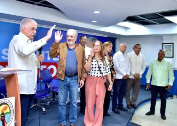 Danilo Cruz Pichardo renuncia al PRM y oficializa su regreso al PRD