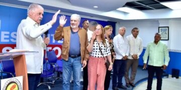 Danilo Cruz Pichardo renuncia al PRM y oficializa su regreso al PRD