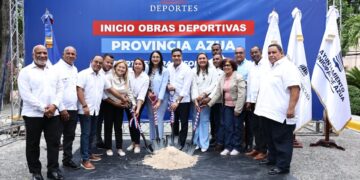 Ministro Kelvin Cruz anuncia construcción de cinco techados en Azua con inversión de RD$156 millones
