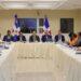 Comisión Bicameral que estudia proyecto anticrisis escucha al ministro de Hacienda y al vicepresidente de AIRD
