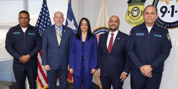 Ministra de Interior y Policía y Director General de la Policía coordinan acciones con Puerto Rico para enfrentar el crimen transnacional