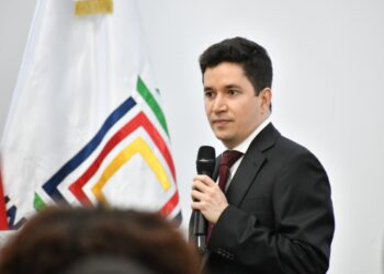 Experto en IA respalda creación Centro de Excelencia, pero pide mayor protagonismo del MESCYT