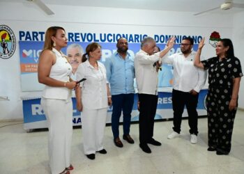 Juramentaciones fortalecen crecimiento del PRD con retorno de dirigentes y nuevas incorporaciones