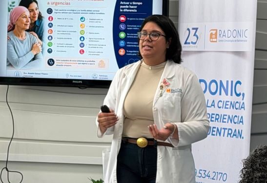 Pacientes de OncoPlaza participan en charla sobre calidad de vida durante el tratamiento del cáncer