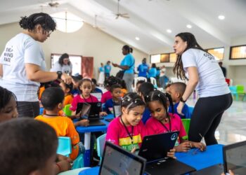 Carolina Mejía inicia Campamento de Verano 2026 de Alcaldía del DN en Cristo Rey