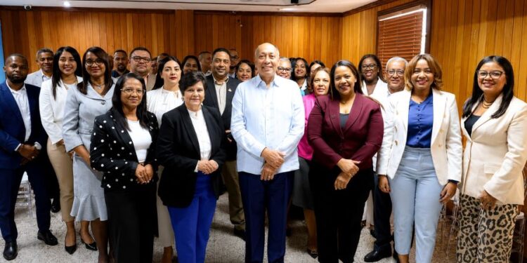 ARS SEMMA crea la Dirección de Control de Operaciones Internas para elevar los estándares de calidad y eficiencia hospitalaria