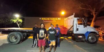 Ejército detiene camionero que ocultaba haitianos indocumentados en Valverde
