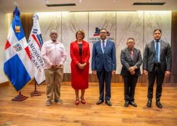 Liga Municipal Dominicana y Cámara de Cuentas coordinan estrategia de fortalecimiento del control y rendición de cuentas municipal