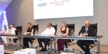 Desarrollo de la Comunidad lanza proyecto que fomenta lectura en centros de adolescentes en conflictos con la ley y zonas vulnerables