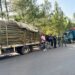 Soldados del Ejército incautan cargamento de madera sin documentación legal en Santiago