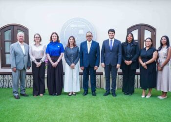 Ministerio de Justicia y UNIBE fortalecen cooperación en Justicia y Derechos Humanos