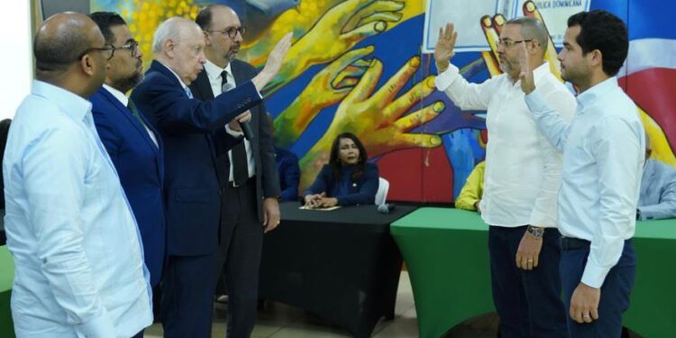 José David Báez y Eduardo Espiritusanto encabezarán bloques legislativos de Fuerza del Pueblo