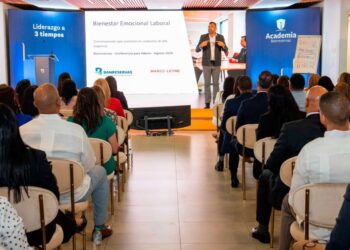 Academia Banreservas fortalece el liderazgo con ciclo de conferencias