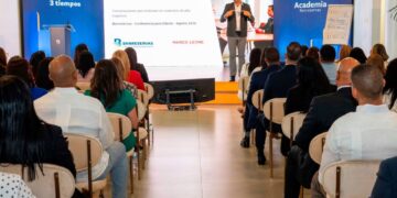 Academia Banreservas fortalece el liderazgo con ciclo de conferencias