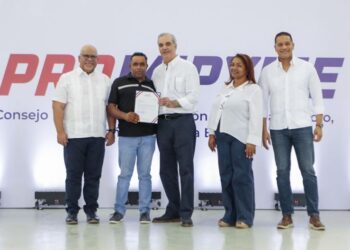 Presidente Abinader anuncia aumento cartera crédito Promipyme