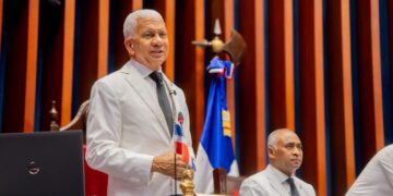 Presidente del Senado reitera compromiso con agenda legislativa priorizada