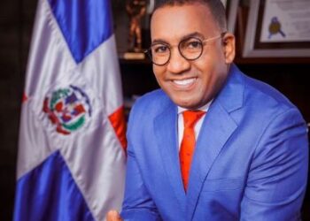 Víctor Pichardo agradece confianza tras seis años al frente del Departamento Aeroportuario