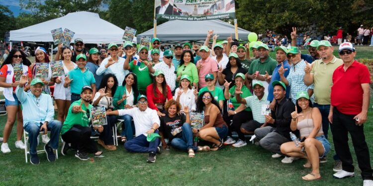 Festival Dominicano en Boston se Viste de verde