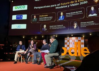 Rector del ITLA participa como panelista en MoodleMoot Colombia 2026