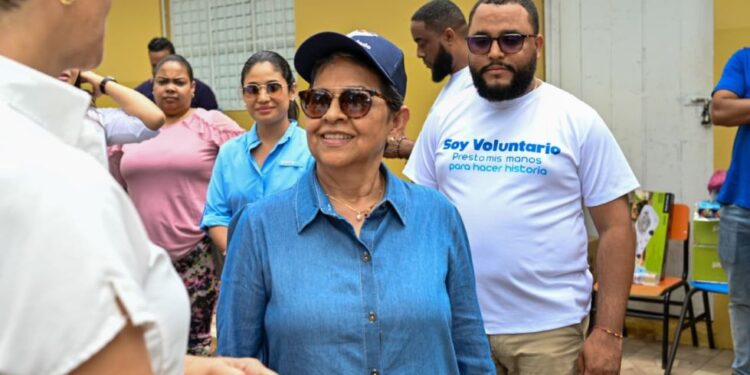 Voluntariado Banreservas impacta a miles de familias en primer año de gestión de la doctora Carmen Alicia Quijano