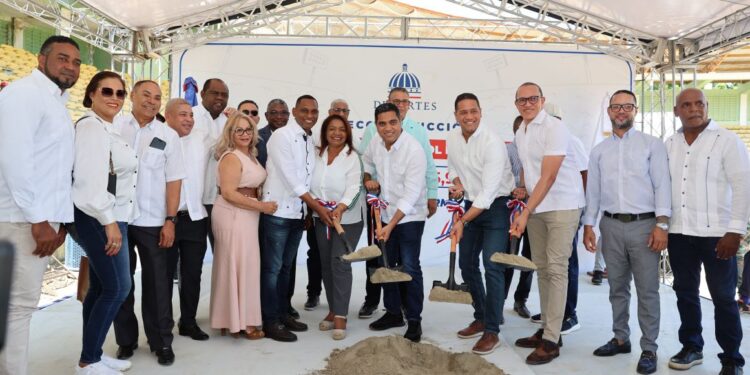 Kelvin Cruz inicia reconstrucción del estadio Hermanos Suárez en SJM con inversión de RD$75.9 millones