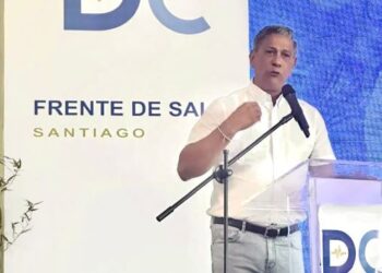 Robinson Díaz destaca respaldo del sector salud de Santiago a David Collado rumbo al 2028