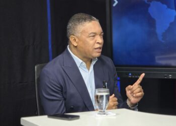 Yván Lorenzo pone bajo la lupa a Milagros Ortiz Bosch y la DIGEIG: “No sabemos si es ocultamiento o transparencia”