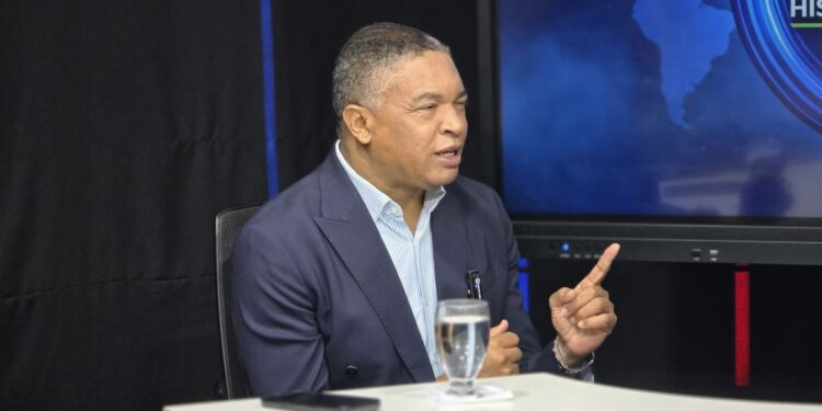 Yván Lorenzo pone bajo la lupa a Milagros Ortiz Bosch y la DIGEIG: “No sabemos si es ocultamiento o transparencia”