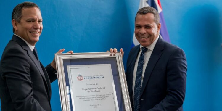  Barahona y San Juan de la Maguana consolidan su compromiso con una justicia 100% al día 