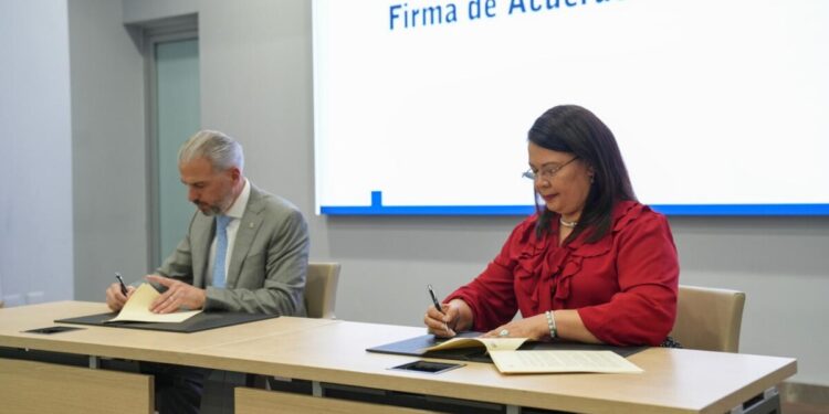 INFOTEP y PROMICHES acuerdan formar talento humano para impulsar desarrollo turístico de Miches