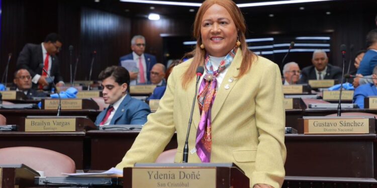 Diputados del PLD proponen interpelar al director del Servicio Nacional de Salud por muertes de niños en Maternidad La Altagracia