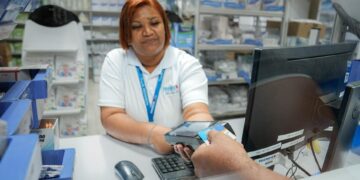 PROMESE/CAL inicia plan piloto de cobro con tarjetas de crédito en Farmacias del Pueblo