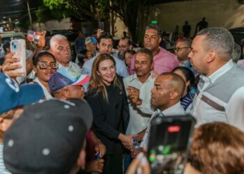 Carolina mejora seguridad en seis subsectores de Cristo Rey con la entrega de 356 luminarias LED instaladas
