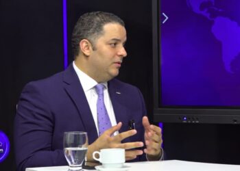 Ángel Canó advierte falta de transparencia en la facturación eléctrica y pide revisar el sector