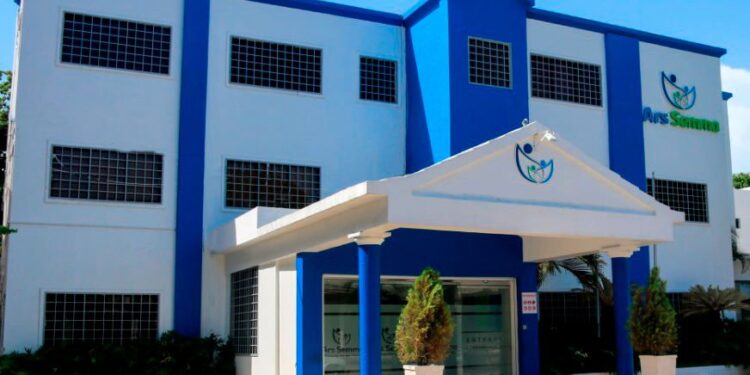 ARS SEMMA informa sobre situación de afiliada y gestiona continuidad de sus atenciones