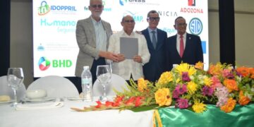 Confederación Sindical apoya creación Agencia Dominicana de Cooperación Internacional para el Desarrollo Dirigencia sindical