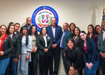 UASD-Nueva York realiza encuentro con estudiantes de la Maestría en Derecho Migratorio y Consular