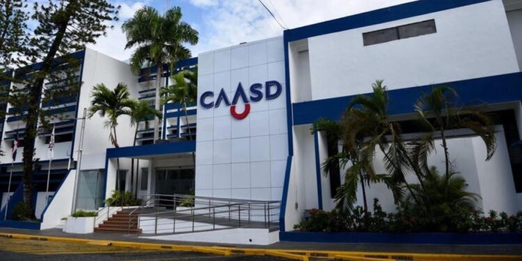 CAASD garantiza agua potable en 25 sectores de Santo Domingo Este; ETED reprograma trabajos
