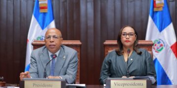 Diputados completan Comisión Bicameral que estudiará proyecto de ley orgánica de la Policía Nacional