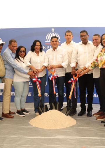 Ministro Kelvin Cruz inicia construcción de siete multiusos en la Región Sur con inversión de 200 millones de pesos