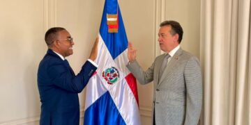 Víctor Pichardo es juramentado como cónsul en Mayagüez  Puerto Rico