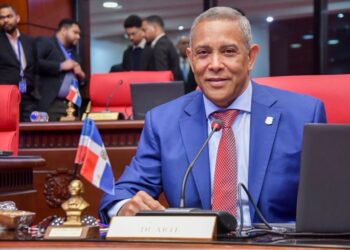 Senador Franklin Romero pide investigar posibles violaciones de los derechos de los internos en cárceles dominicanas