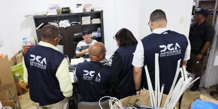 DGA determina más de RD$66 millones en diferencias de impuestos a comercios de capital asiático