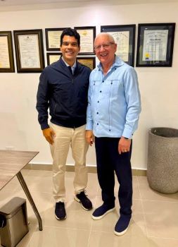 Wellington Arnaud designa al exdiputado Ramón Ceballo como vocero oficial de su proyecto presidencial
