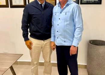 Wellington Arnaud designa al exdiputado Ramón Ceballo como vocero oficial de su proyecto presidencial