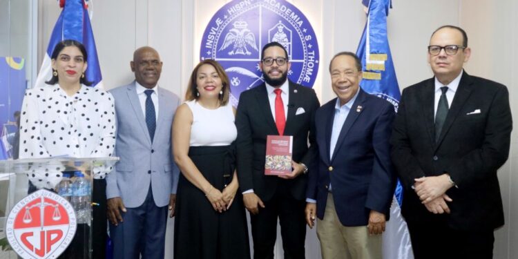 UASD PRESENTA EN LA FERIA DEL LIBRO OBRA JURÍDICA SOBRE CONTROL CONSTITUCIONAL Y VIGENCIA DE LAS LEYES